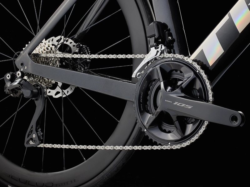 Trek Madone SL 6 Disc 105 Di2 Road Bike 2023 in Black-1